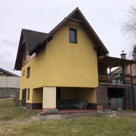 Oravská Priehrada Alojamento de Turismo Selvagem *